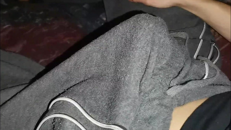 SEXY_GUYBEST: Zakar yang kuat mengalir dengan banyak ke bunyi pendiangan tiada...