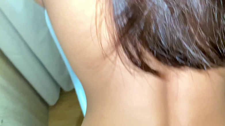 Pinay Shena Mae: Minha meia-irmã está ficando com tesão