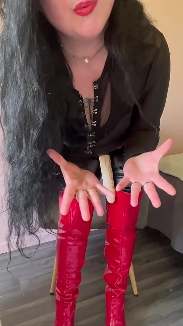 Maitresse Clara: Te estoy lavando el cerebro