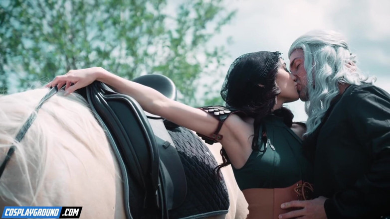 Cosplayground: Chloe Amour và Gia Ohmy móc cua và đụ nhau cho đến...