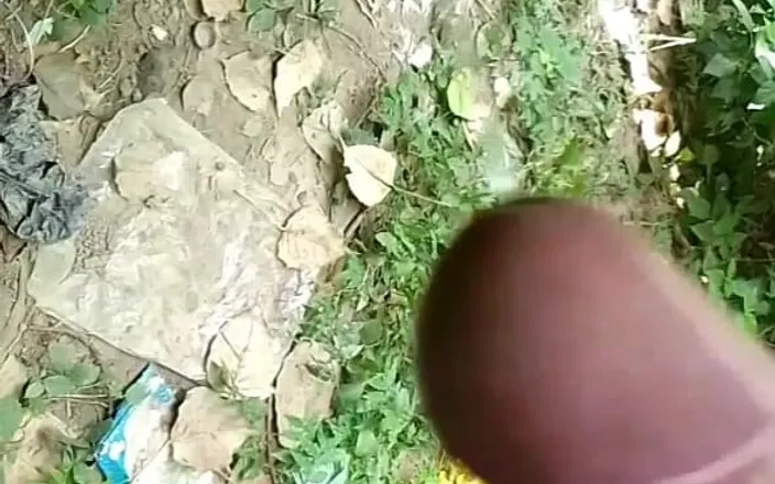 Crazy boy moment: Indian Boy's Mutna