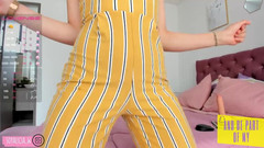 Cute Alice: प्यारा ऐलिस प्यारा फूहड़ प्यारा चेहरा उसके नरम हाथों के साथ अपने लंड हस्तमैथुन करता है और आप एक तेल footjob बनाता है