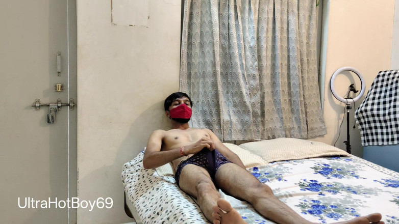 UltraHotBoy69: Istimewa Musim Panas Bahagian 2