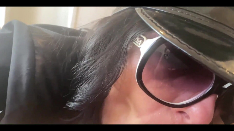 MilfyCalla: Добірка Milfycalla - фетиш-секс, мінети, пуховики, хутро та сексуальні чоботи - 1i підготували добірку мого...