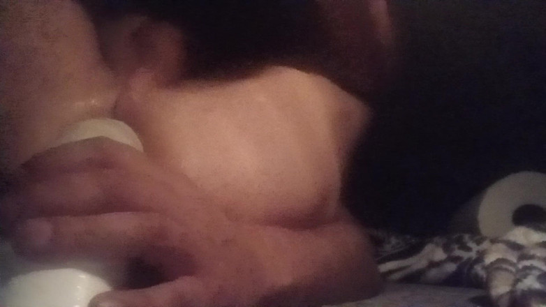 Haus86: 젖은 엉덩이로 엔터테인먼트