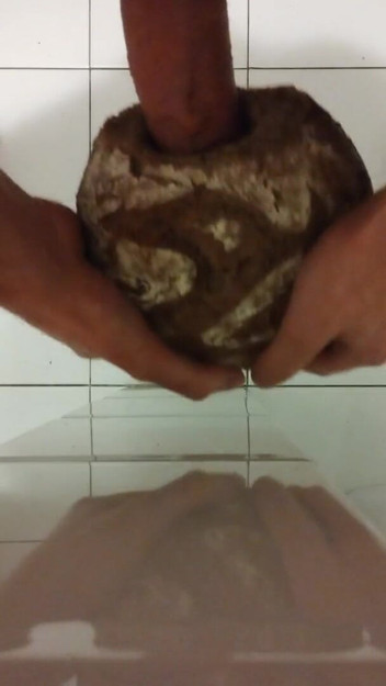 Francesco Spinozzi: Mengongkek Bread 3