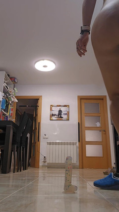 dafnedenoch: Ci provo anch'io, insegno e mi masturbo in latino