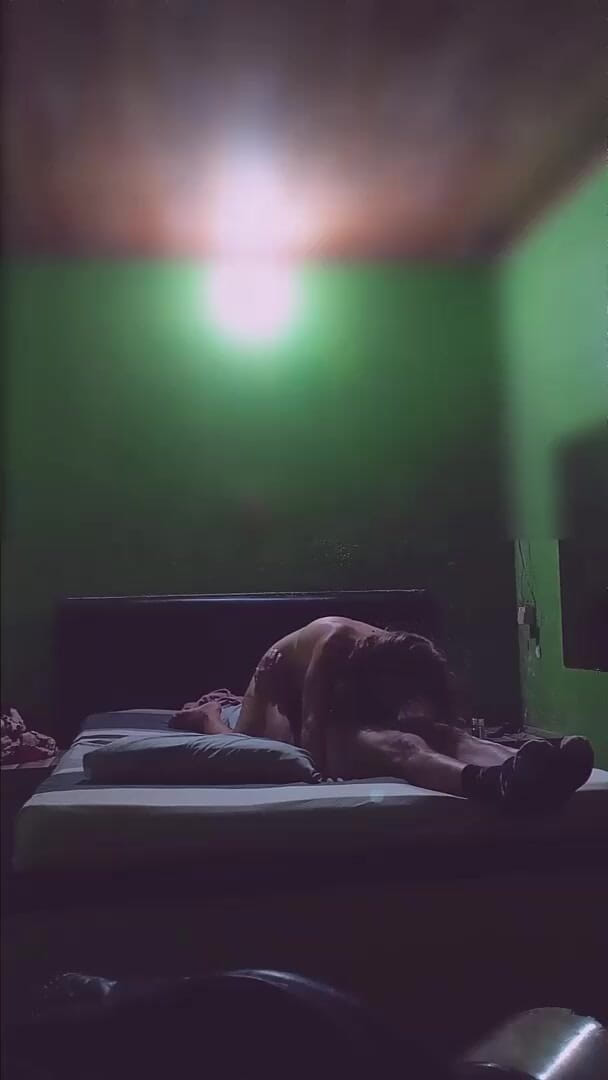 parejacasero: Bohaté kouření, vaginální a anál v Motelu