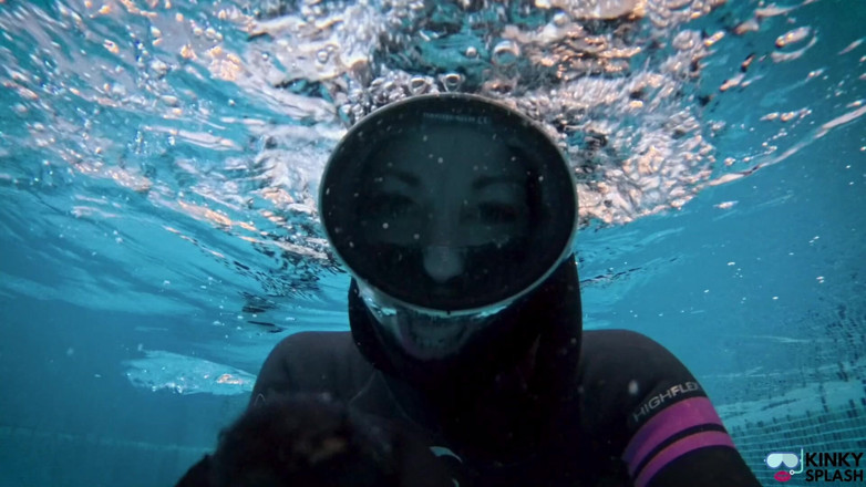UKCuteGirl Lucy Lauren: Underwater Giantess Hunts &amp; Claims Her Tiny Prey