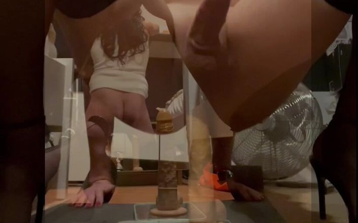 Thrudgow: spust jedzie mój dildo