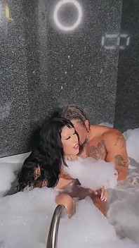 Diversão na jacuzzi