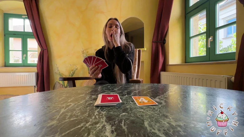 Micky Muffin Studio: La mia dipendenza dal sesso e dal gioco d'azzardo!