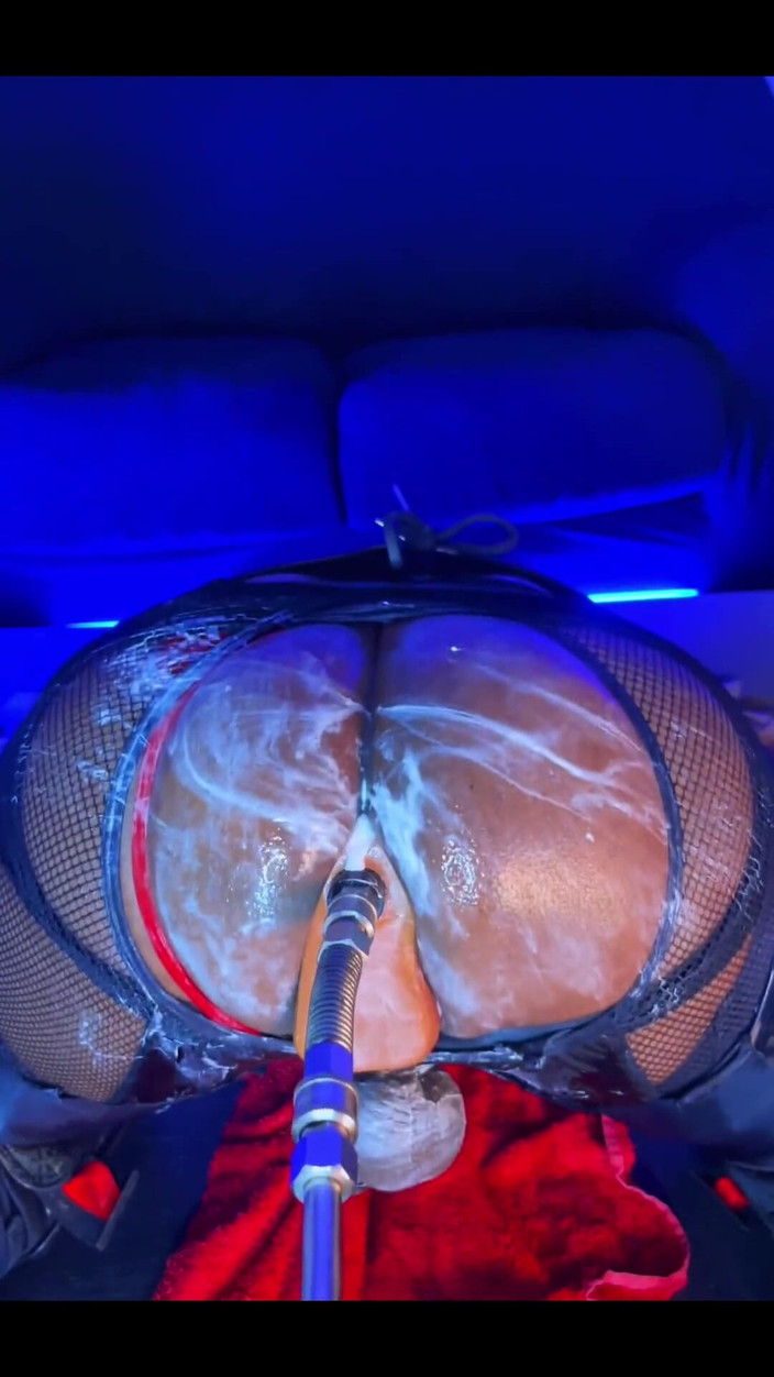 DipsoDeep: 격렬한 언어 섹스 - 욕심 많은 구멍 vs 엉덩이 기계