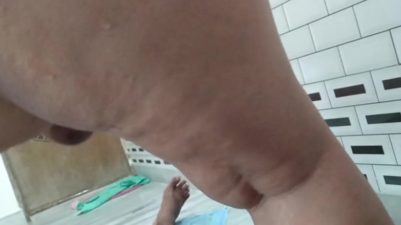 SUDIPABHABHI954: Omgsurprisely ibu tiri kencing dalam mulut saya dan saya sukakannya
