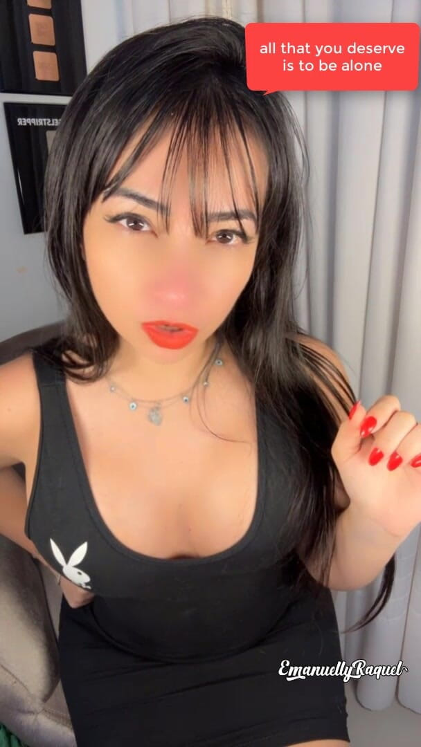 Emanuelly Raquel: Tôn sùng Thứ Sáu Vòi nước nhỏ Nhục nhã