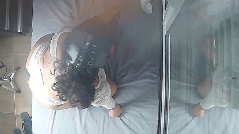 Minhaesposaparaoutro: Pasangan cuckold nyata istri hot bertopeng dengan lingerie menggoda orang...