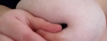 LaLaDelilah: Chceš se dotknout mých velkých baculatých prsou? - 6