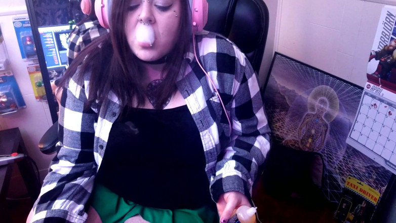 Gidget X: Vaping &amp; ngabaikan kamu