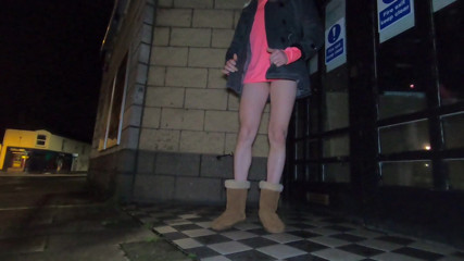 The Midnight Minx: Cumming on nightclub doorstep