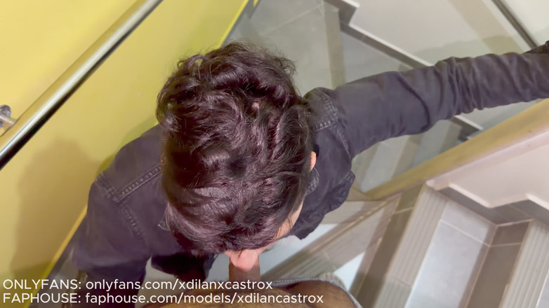 Dilan Castro: Cestuji Se Mým Gay Sousedem Bez Sedla Za Vagínou Mé...