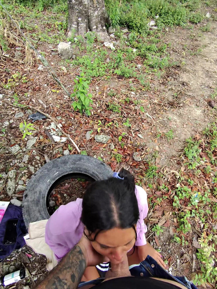 EMY_AND_JONH: 그의 자지를 빨고 야외에서 나를 따먹게 하고 싶었는데, 정말 좋아해