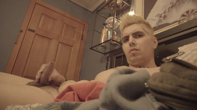 Andy snickerz: Hung Cummy Uncut Solo Twink Tatted Pokazuje co się dzieje