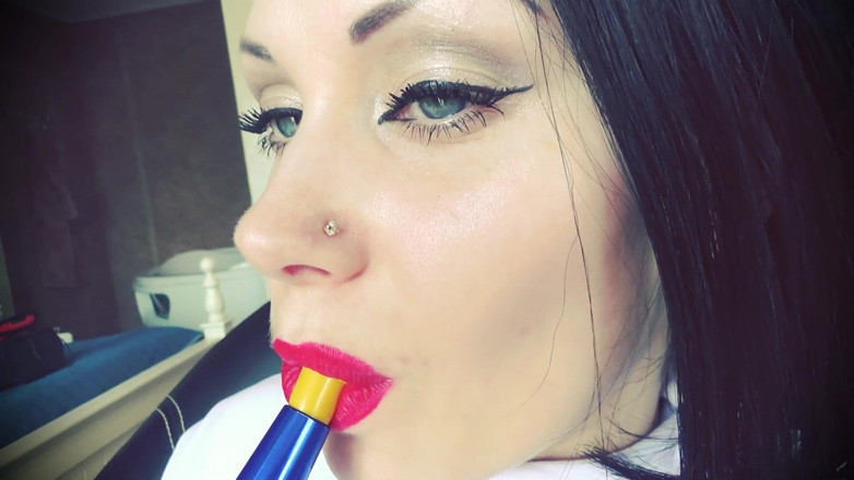 Goddess Misha Goldy: Je naar beneden trekken onder mijn rookspreuk