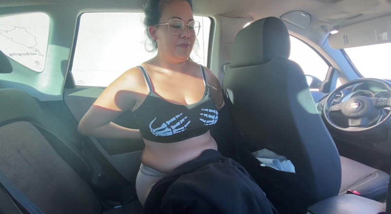 Mayay Thor X: Maya Gets Into a Stranger's Car and They Fuck in...