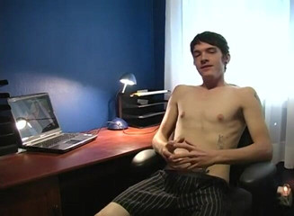 Jay's Amateur Straight Guys: My boy KC!