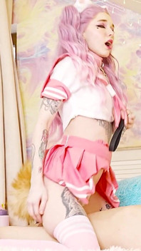 Kawaii Kitty Gets a Cum in Tight Pussy
