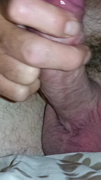 Nagie zbliżenie masturbacja wielkiego kutasa, pyszne squirting spust - Rockard Daddy