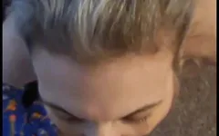 Knielende pijpbeurt en anale backshots