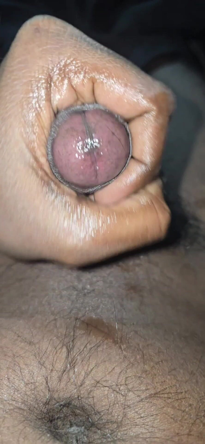 SugaryDare721: Gorący indyjski chłopak masturbacja Wielki czarny kutas spust Krótki na...