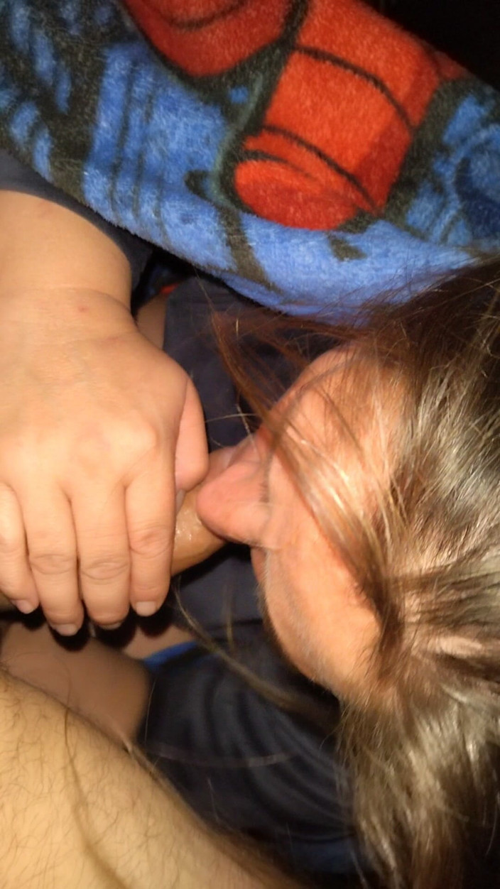 Patrulla: Mamona 2 Oral Swallows All Milk