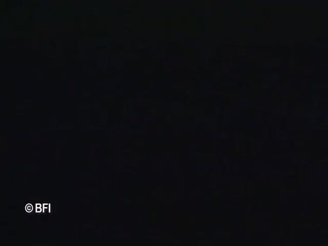 House of lords and mistresses in the spanking zone: Волохату брюнетку трахають і карають