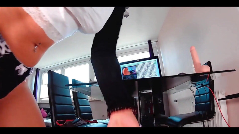 Sexydea: 揭开我丰满的大屁股 |油展盛会和喷出的乐趣！