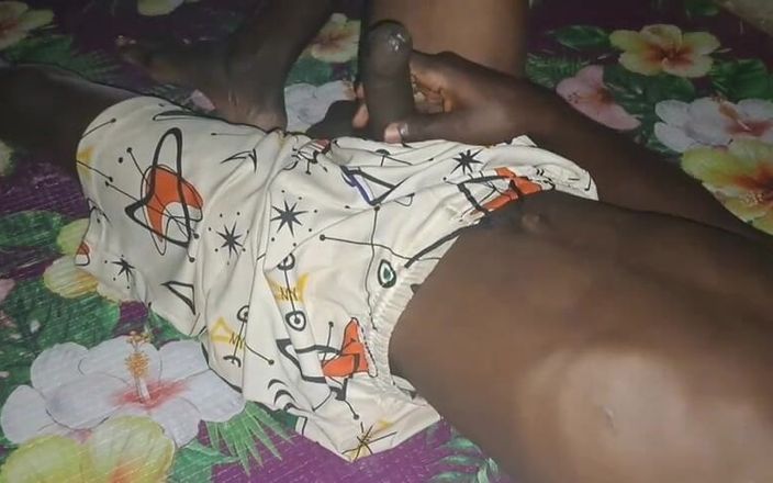 Power dick: Singur în cameră, tipul se distrează