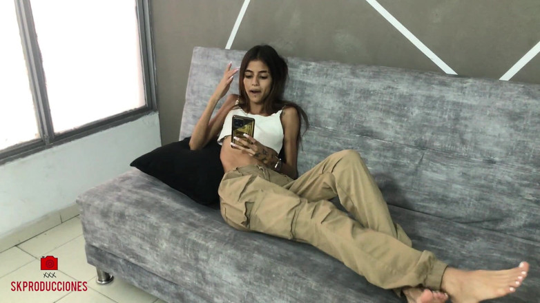 TUflacasex: I Come Home From Studying Super Excited with a Lot...