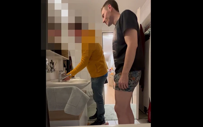 AntoGoesHunting: Manitas Heterosexuales Regresa, Atrapa a Mike Jugando Y Termina En...