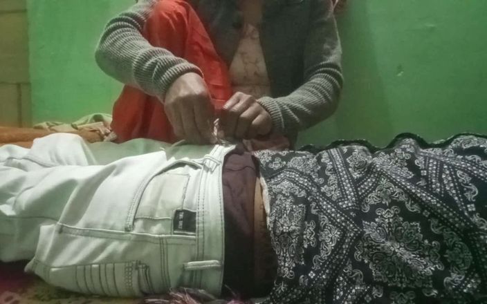 Pooja Sexy: Bhabhi fick sin svåger att komma genom att onanera