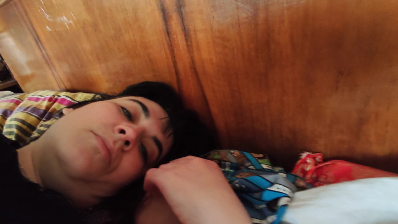 Hairy Homemade Amateur Orgasms: Mon mari me supplie de nettoyer mon cul, et il...