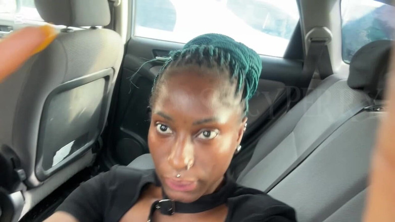 Spicy perry: Spicyperry, pantat bahenol dan memek becek.