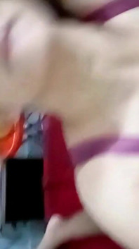 Videoselfie menunggang batang besar - pengembaraan akaun