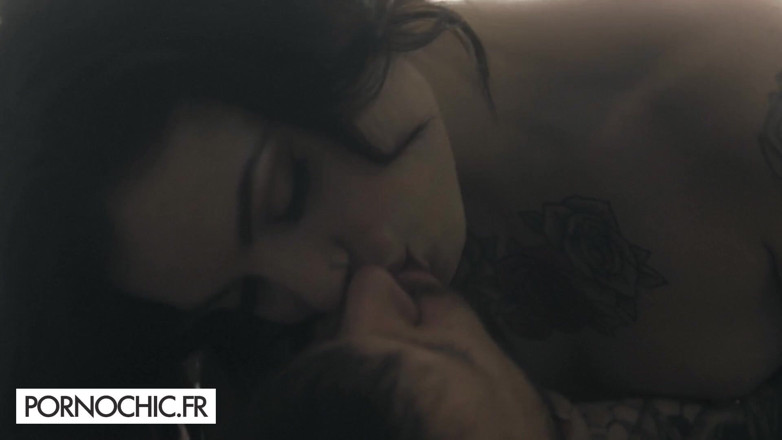 Pornochic: Sexo sensual com Clara Mia