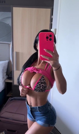 Miss Lexa: Ho del tempo zero da solo i miei amici sono...