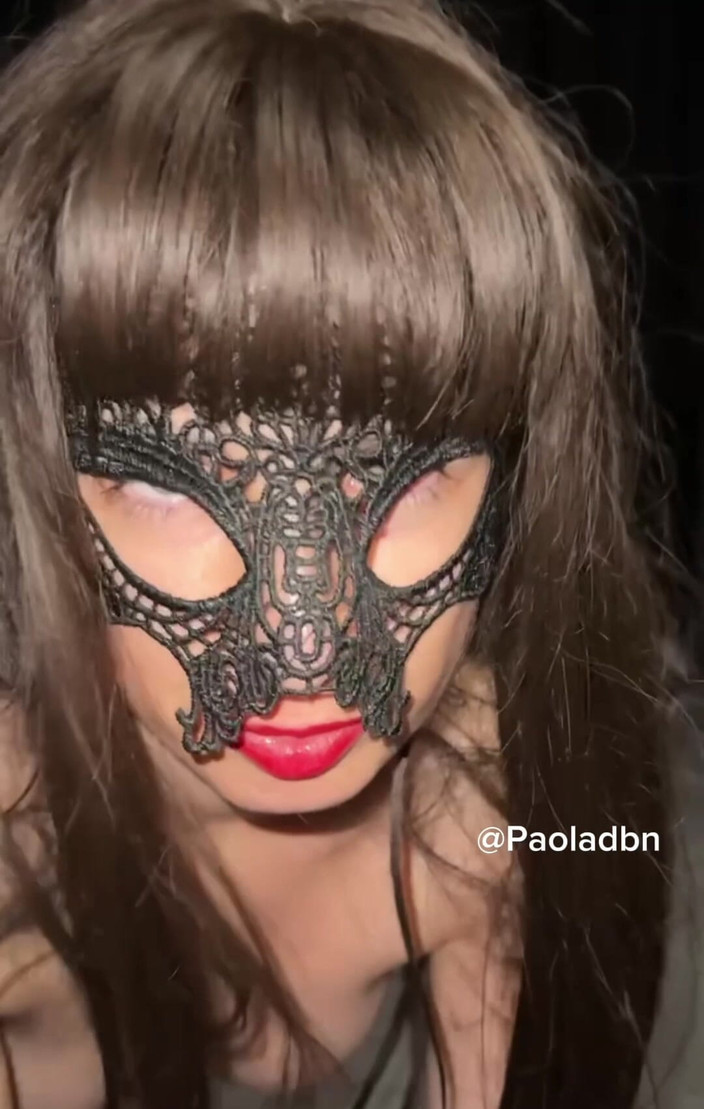 PaolaDbn: Kelab telanjang menari tiang bogel