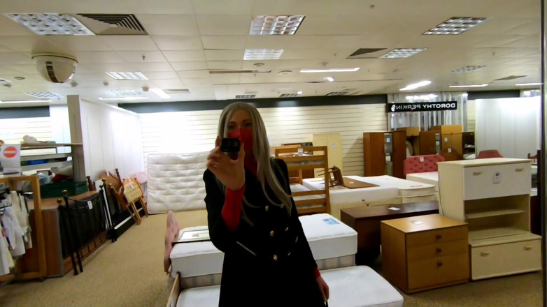 The Midnight Minx: Caridade compras minxy estilo