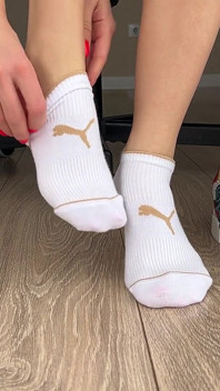 Foot Play in Shoes, Socks, Barefoot