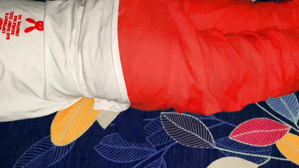 Desifilmy45: Üvey kız kardeş ilk kez evde sikişiyor