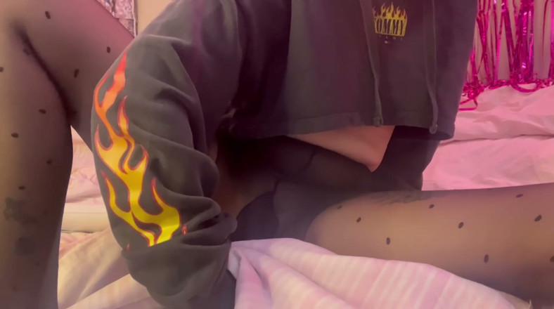 lanalovacutie: Pussyplay with Magic Vand in Tights